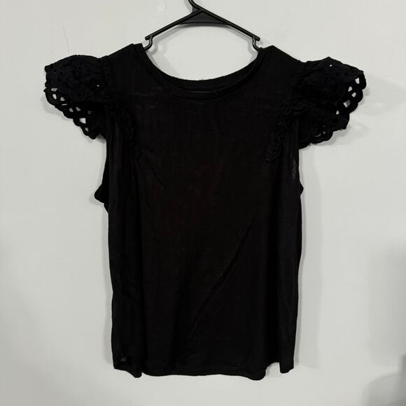 Maurices Solid Black Eyelet Flutter Sleeve Top Size Large Modest Neckline - Picture 1 of 7